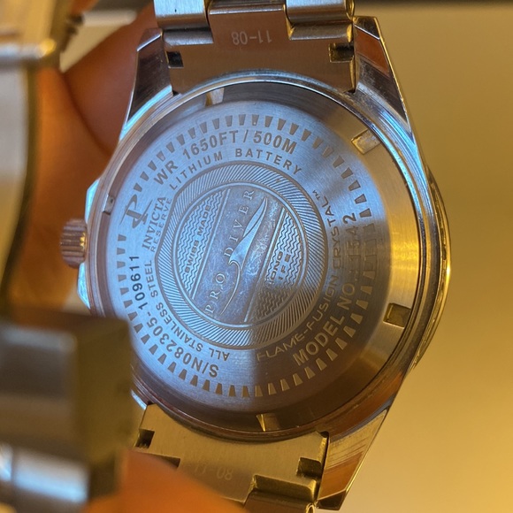 Invicta men’s pro diver watch, EUC - Picture 2 of 3